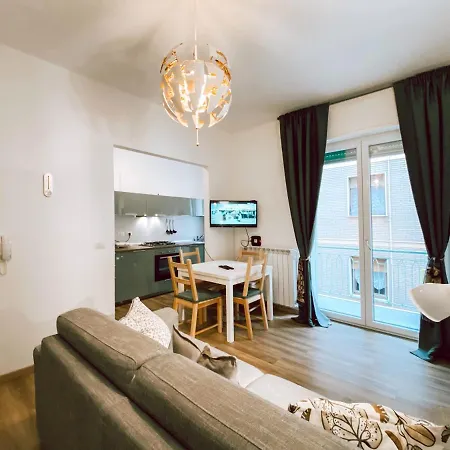 In Pieno Centro E A Due Passi Dal Mare Appartement *